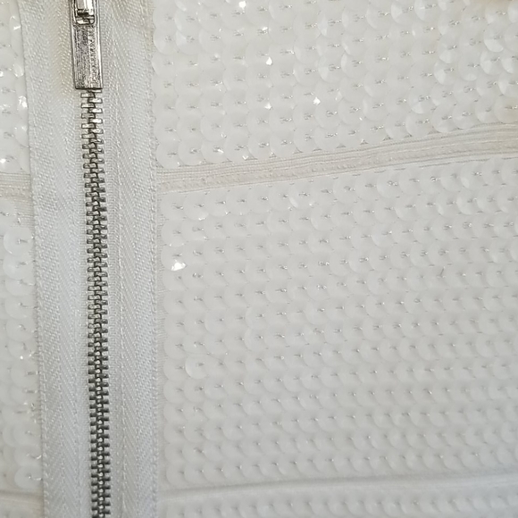 BCBG MaxAzira White Sequined Bandage Skirt - Picture 3 of 7